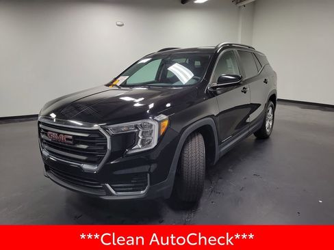 Used 2023 GMC Terrain SLE w/ Driver Convenience Package AWD/4WD image 4