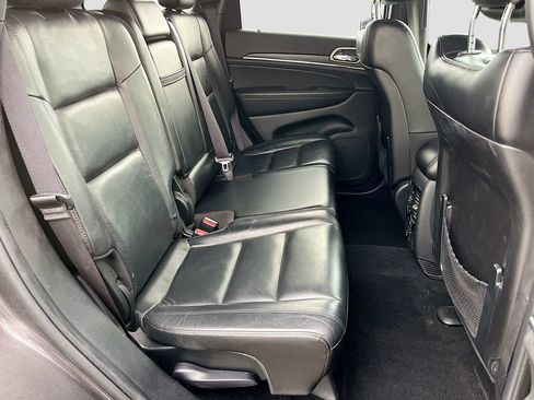 Used 2021 Jeep Grand Cherokee Limited RWD image 28