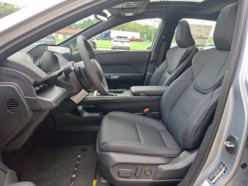 New 2026 Lexus ES 500e w/ Convenience Package AWD/4WD image 9
