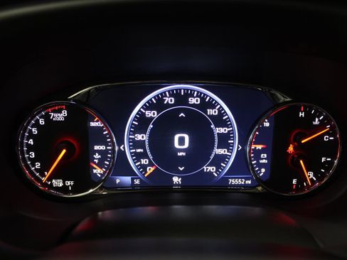 Used 2021 GMC Acadia Denali w/ Denali Technology Package AWD/4WD image 44