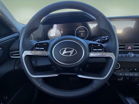 New 2026 Hyundai Elantra Limited image 27