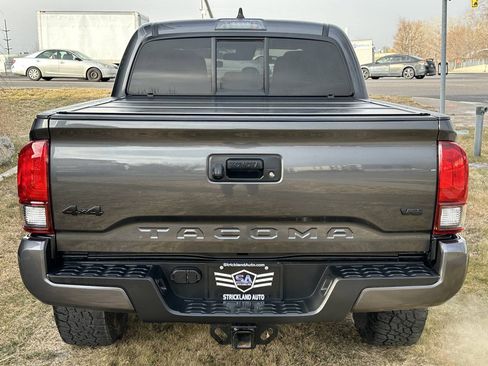 Used 2023 Toyota Tacoma SR AWD/4WD image 8