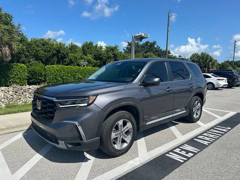 Used 2025 Honda Pilot EX-L image 1