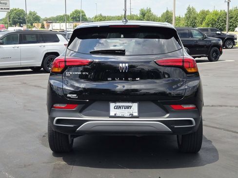 Used 2025 Buick Encore GX Preferred w/ Comfort Package AWD/4WD image 5