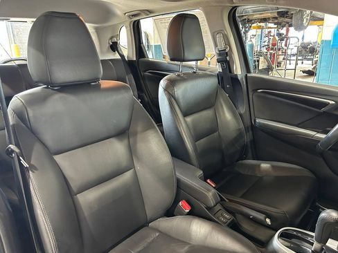 Used 2015 Honda Fit EX image 39