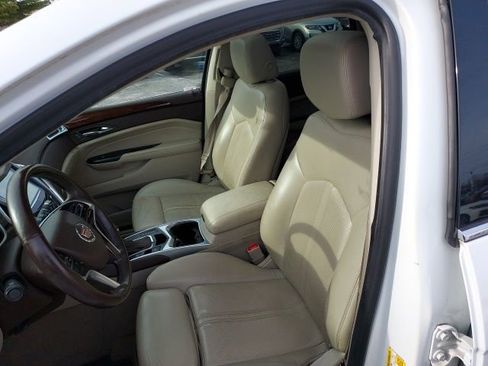 Used 2016 Cadillac SRX Luxury w/ Driver Awareness Package image 9