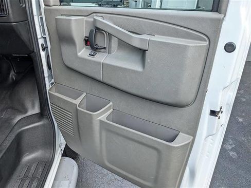 Used 2023 Chevrolet Express 2500 w/ Driver Convenience Package image 18