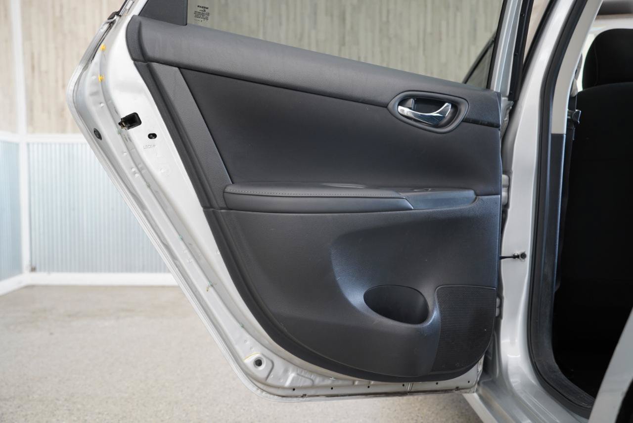 Used 2019 Nissan Sentra S FWD image 33
