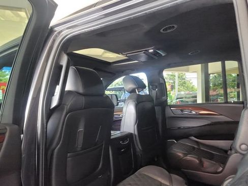 Used 2016 Cadillac Escalade ESV Premium AWD/4WD image 13