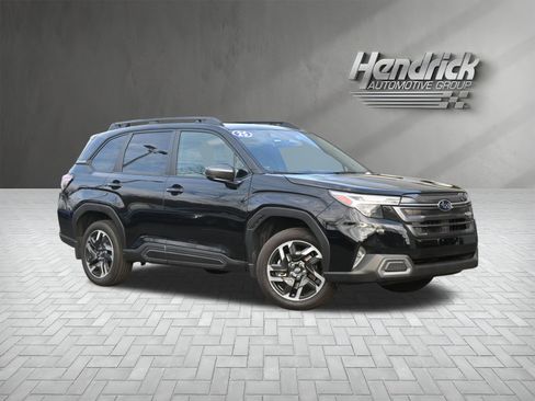 Used 2025 Subaru Forester Limited image 2