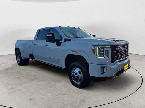 Used 2022 GMC Sierra 3500 Denali AWD/4WD image 7