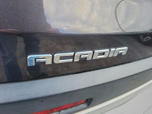 Used 2018 GMC Acadia SLT image 40