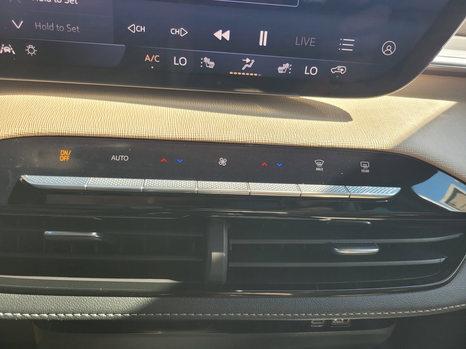 Used 2026 Buick Enclave Preferred FWD image 21