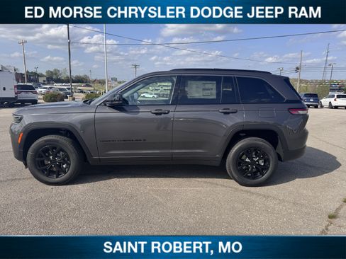 New 2026 Jeep Grand Cherokee Altitude AWD/4WD image 8