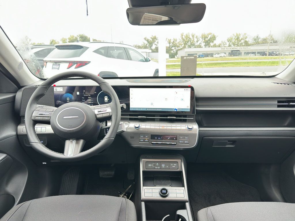 Used 2025 Hyundai Kona SEL FWD image 10