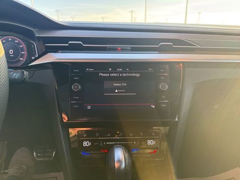 Used 2021 Volkswagen Arteon SEL Premium image 16