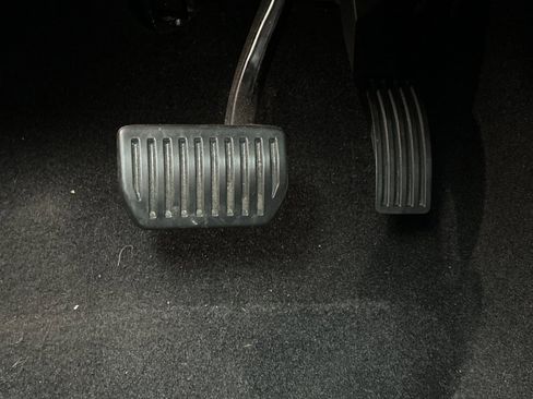 Used 2023 Polestar Polestar 2 Long Range Single Motor w/ Pilot Pack image 43