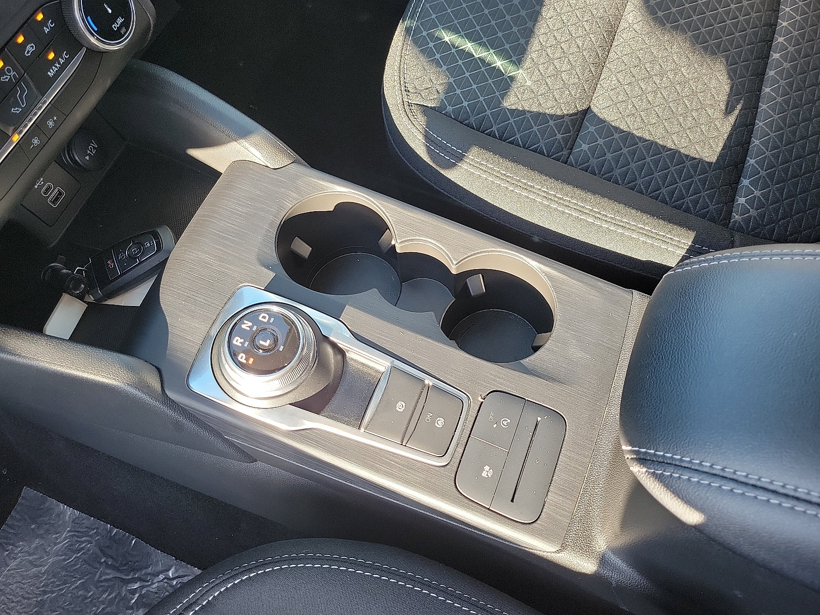 Used 2025 Ford Escape Active FWD image 9