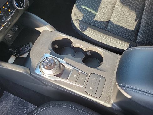 Used 2025 Ford Escape Active image 9