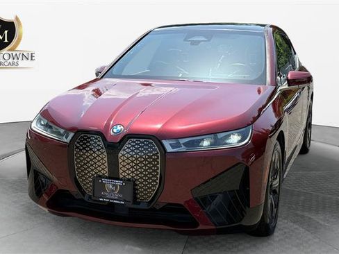 Used 2022 BMW iX xDrive50 w/ Premium Package AWD/4WD image 1