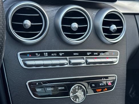 Used 2015 Mercedes-Benz C 300 Sedan image 19
