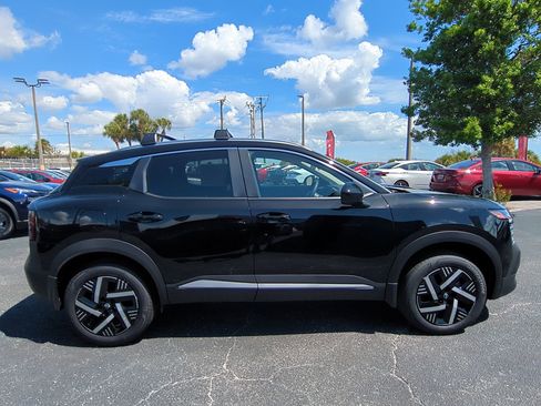 New 2026 Nissan Kicks SV FWD image 3