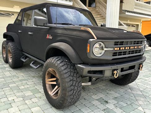 Used 2021 Ford Bronco Black Diamond image 33