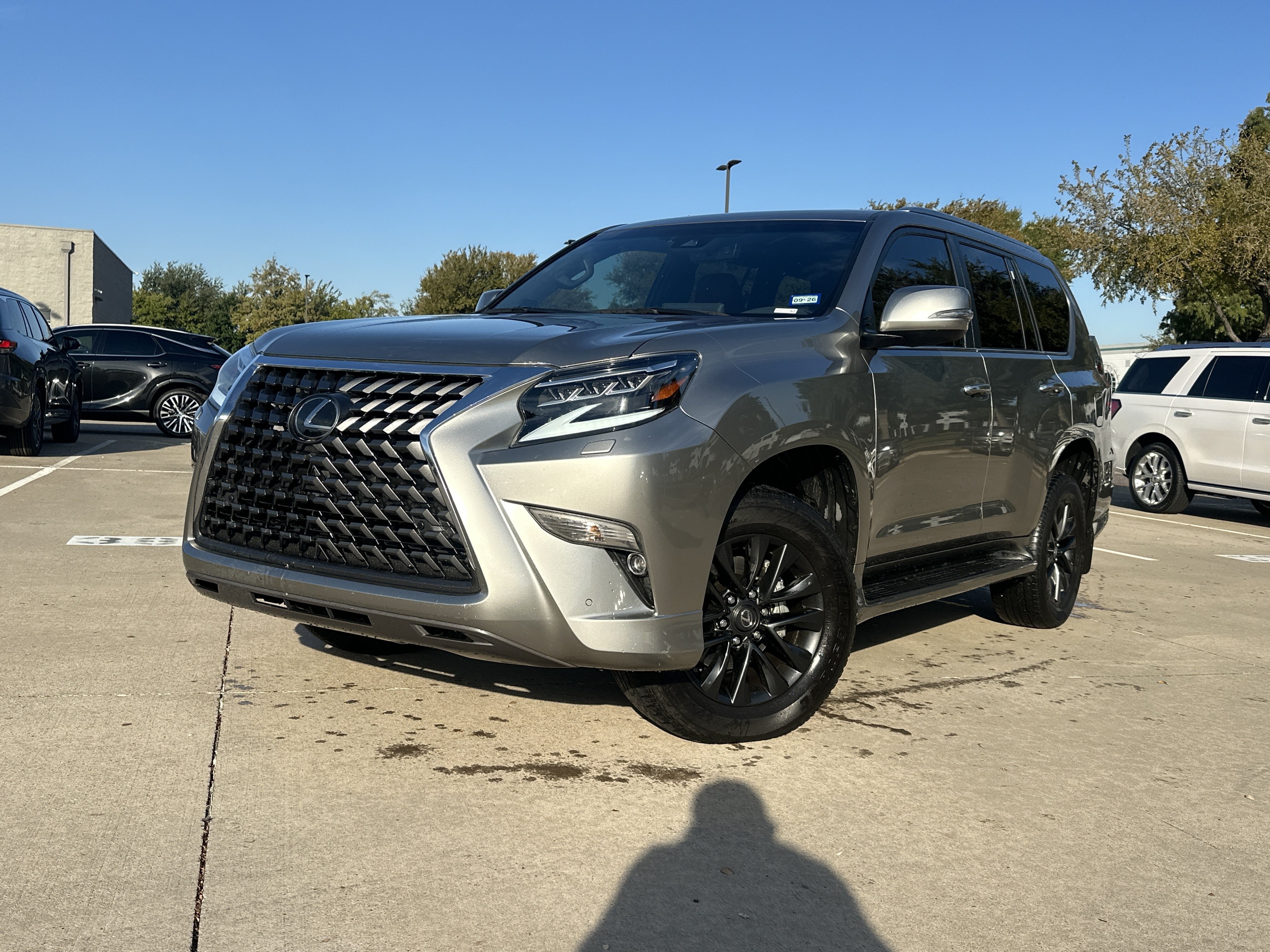 Used 2023 Lexus GX 460 Premium AWD/4WD image 1