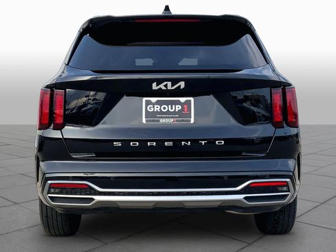 Used 2022 Kia Sorento S FWD image 5