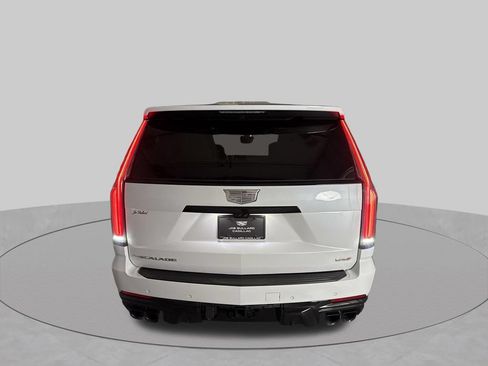 Certified 2026 Cadillac Escalade V AWD/4WD image 12