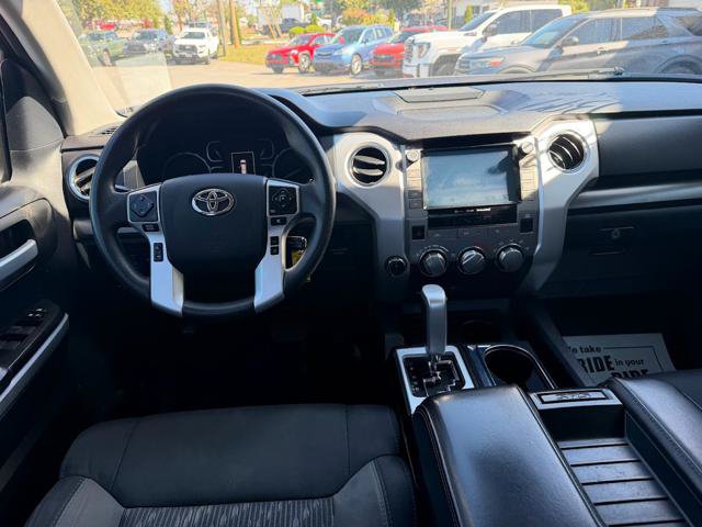 Used 2020 Toyota Tundra SR5 w/ SR5 Upgrade Package AWD/4WD image 6