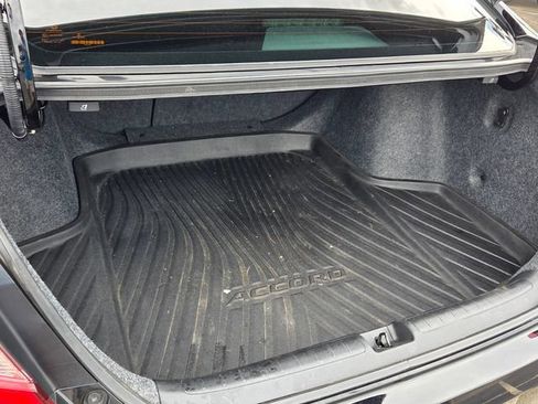 Used 2022 Honda Accord Sport image 7