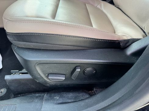 Used 2022 Ford Escape SEL image 22