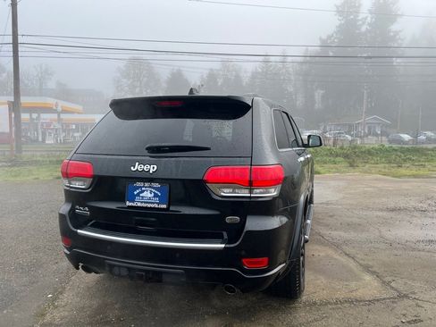 Used 2015 Jeep Grand Cherokee Overland w/ Advanced Technology Group image 10