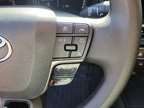 Used 2025 Toyota Camry LE FWD image 21