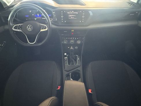 Certified 2023 Volkswagen Taos SE image 13