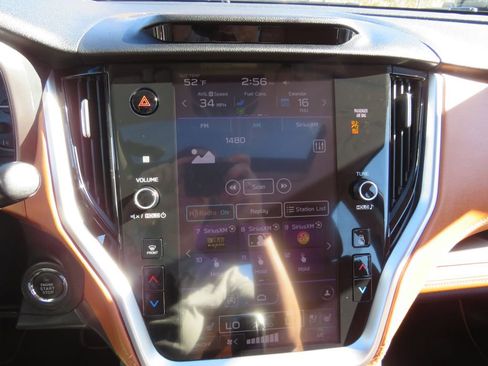 Used 2022 Subaru Legacy Touring XT image 17