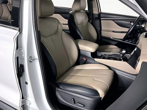 Used 2020 Hyundai Santa Fe SEL w/ Convenience + Premium Package image 29