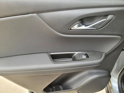 New 2026 Chevrolet Blazer LT image 8