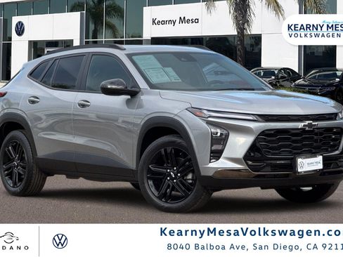 Used 2024 Chevrolet Trax ACTIV w/ Sunroof Package image 1