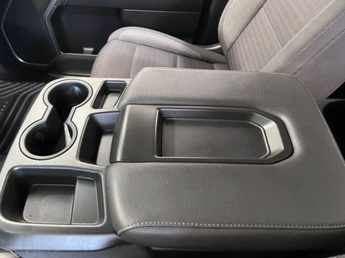 Used 2022 Chevrolet Silverado 1500 LT image 32