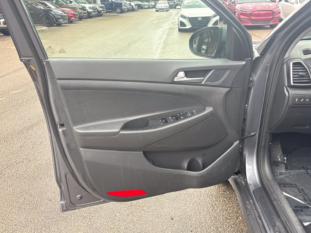 Used 2019 Hyundai Tucson Value FWD image 12