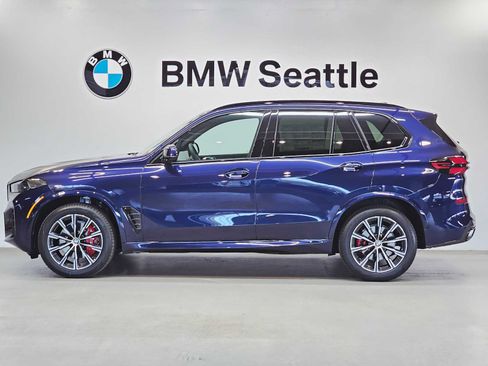 New 2026 BMW X5 xDrive40i w/ M Sport Package image 3