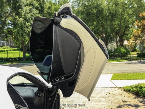 Used 2014 McLaren MP4-12C Spider RWD image 42