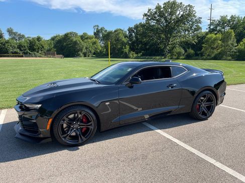 Used 2024 Chevrolet Camaro SS RWD image 61