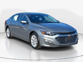 Used 2024 Chevrolet Malibu LT video 2