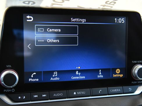 Used 2024 Nissan Sentra SV FWD image 19