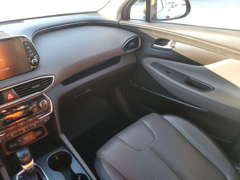 Used 2020 Hyundai Santa Fe Limited image 11