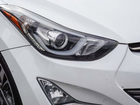 Used 2014 Hyundai Elantra Limited FWD image 11