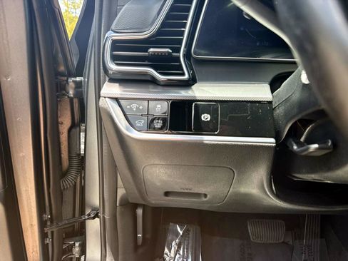 Used 2024 Kia Sportage SX Prestige AWD/4WD image 34